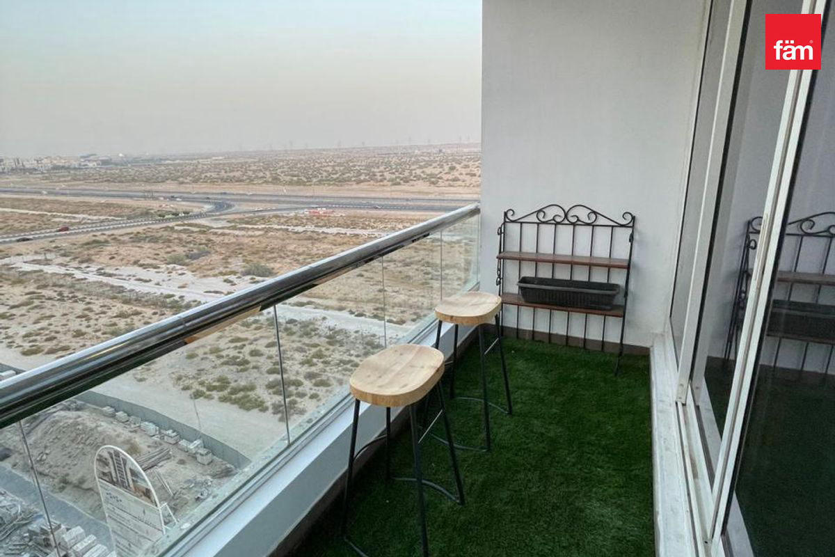 LUXURIOUS | HIGH ROI | FURNISHED AND EQUIPPED-3