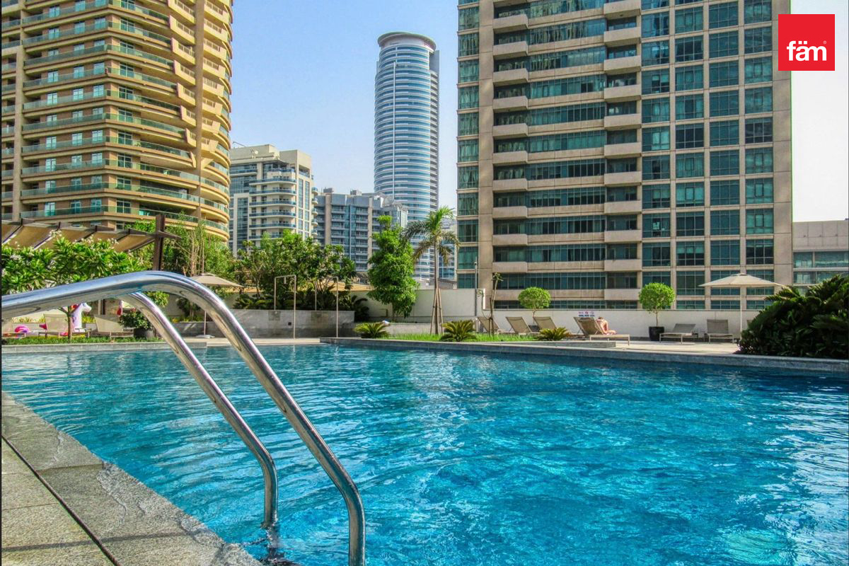 VOT | Balcony | Marina View | Corner Unit-11