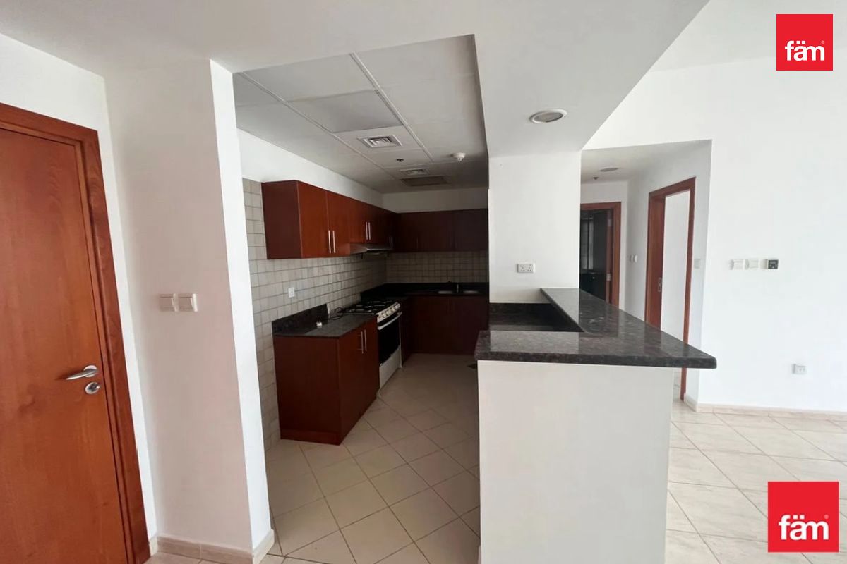 High floor 1br community view rented-6