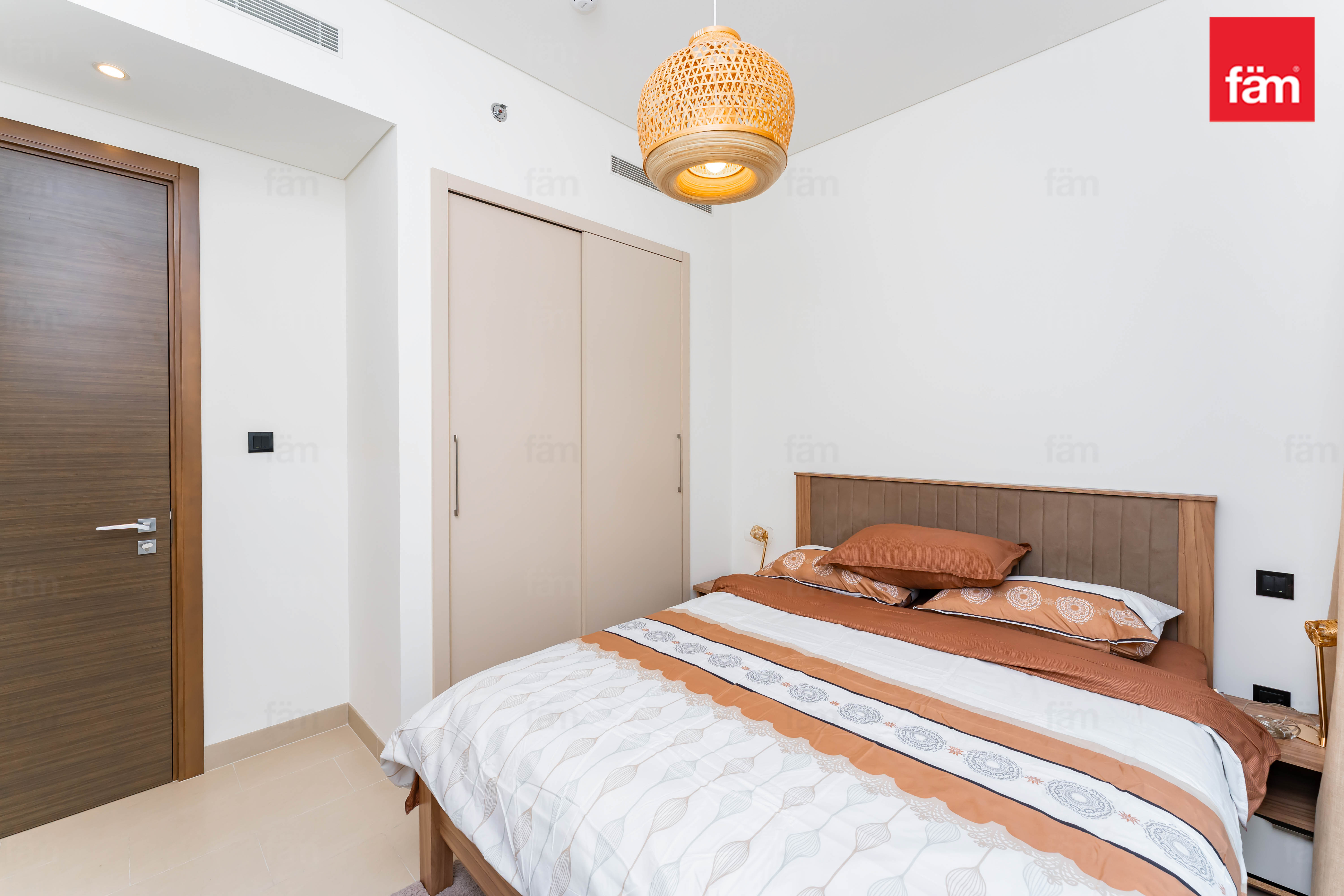 Chiller Free | Furnished | Mid Floor-10