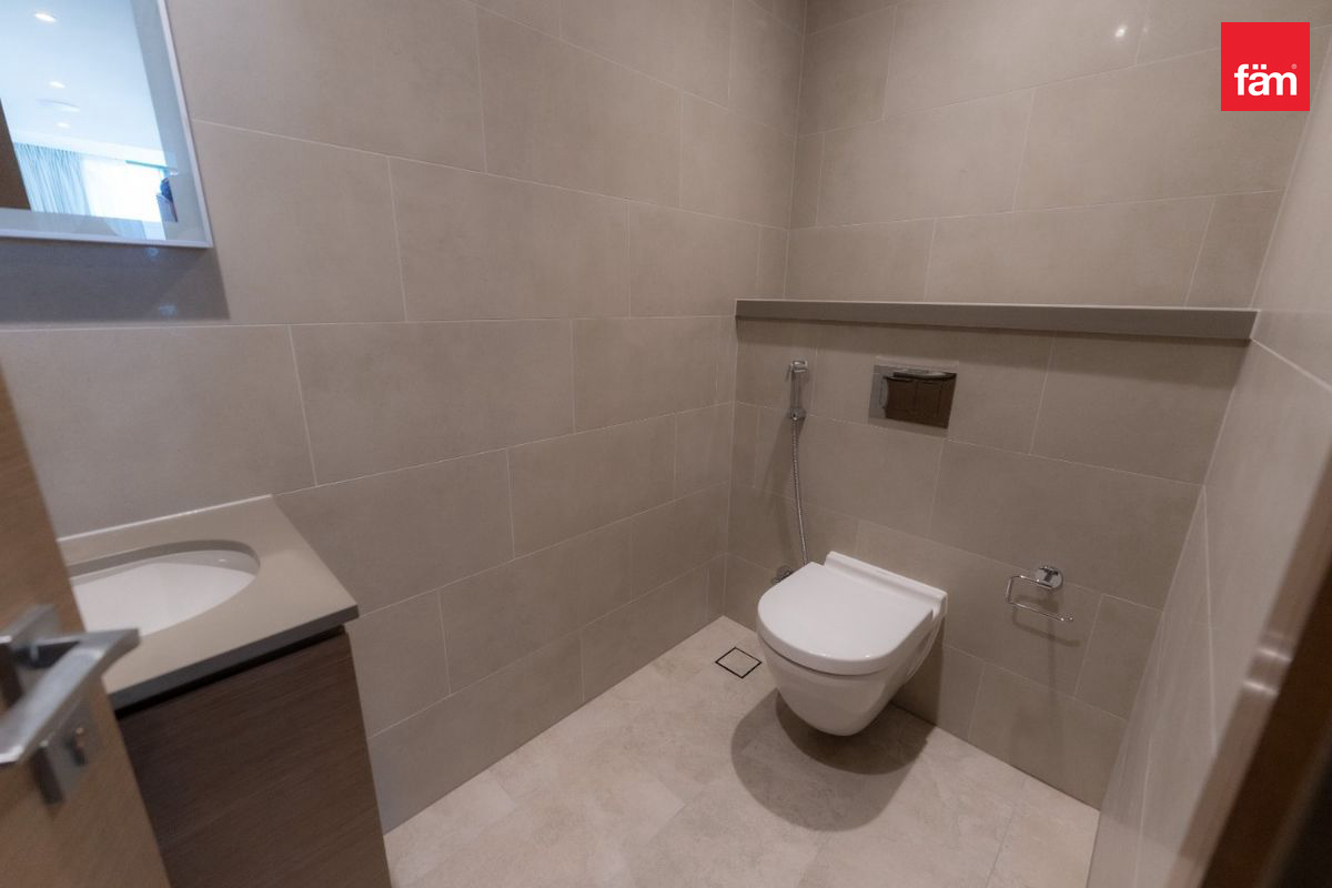 Semi Furnished | Prime Location | Resale-12