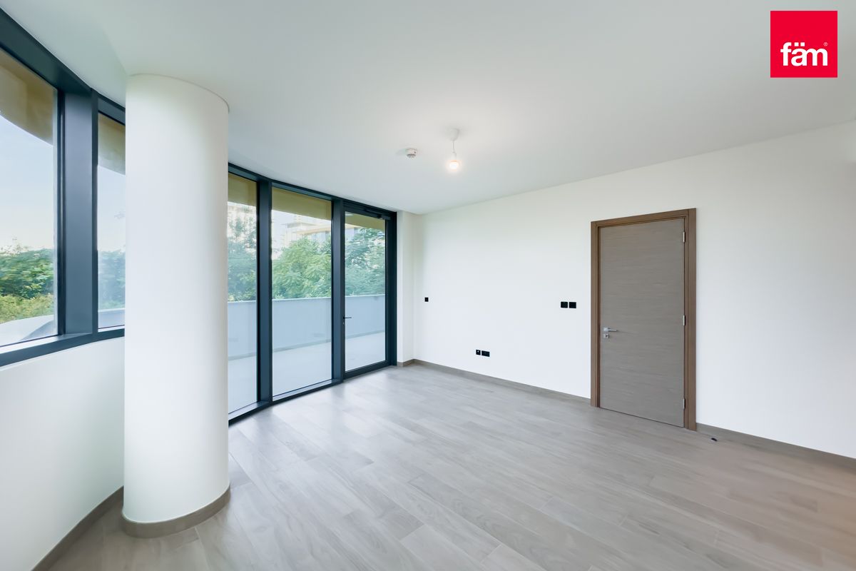 Park View | Privacy |Huge Terrace |Good Investment-9