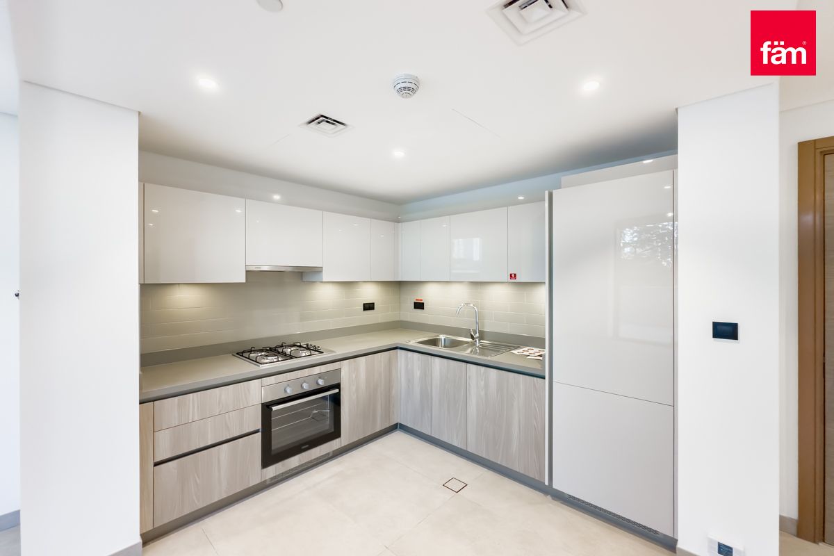 Park View | Privacy |Huge Terrace |Good Investment-10