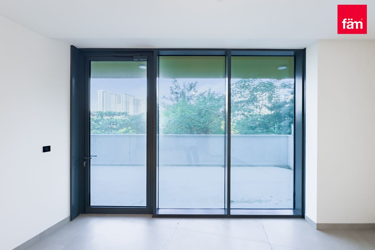 Park View | Privacy |Huge Terrace |Good Investment-12