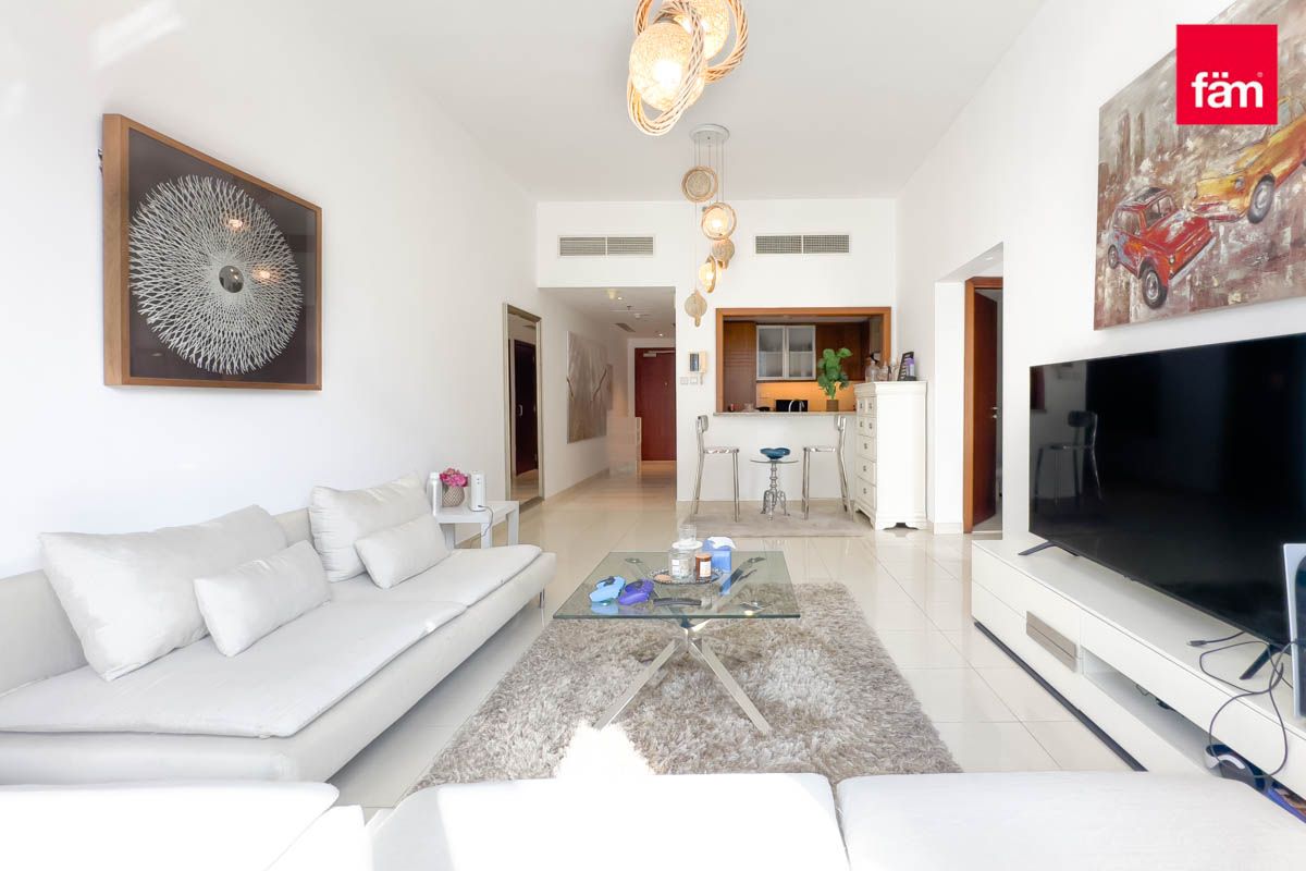 Furnished | Emaar | 2 Bathrooms | Closed Kitchen-13