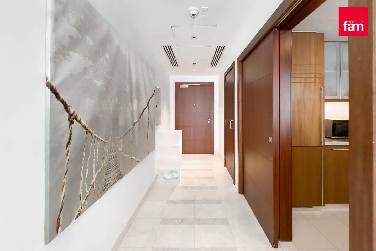 Furnished | Emaar | 2 Bathrooms | Closed Kitchen-7