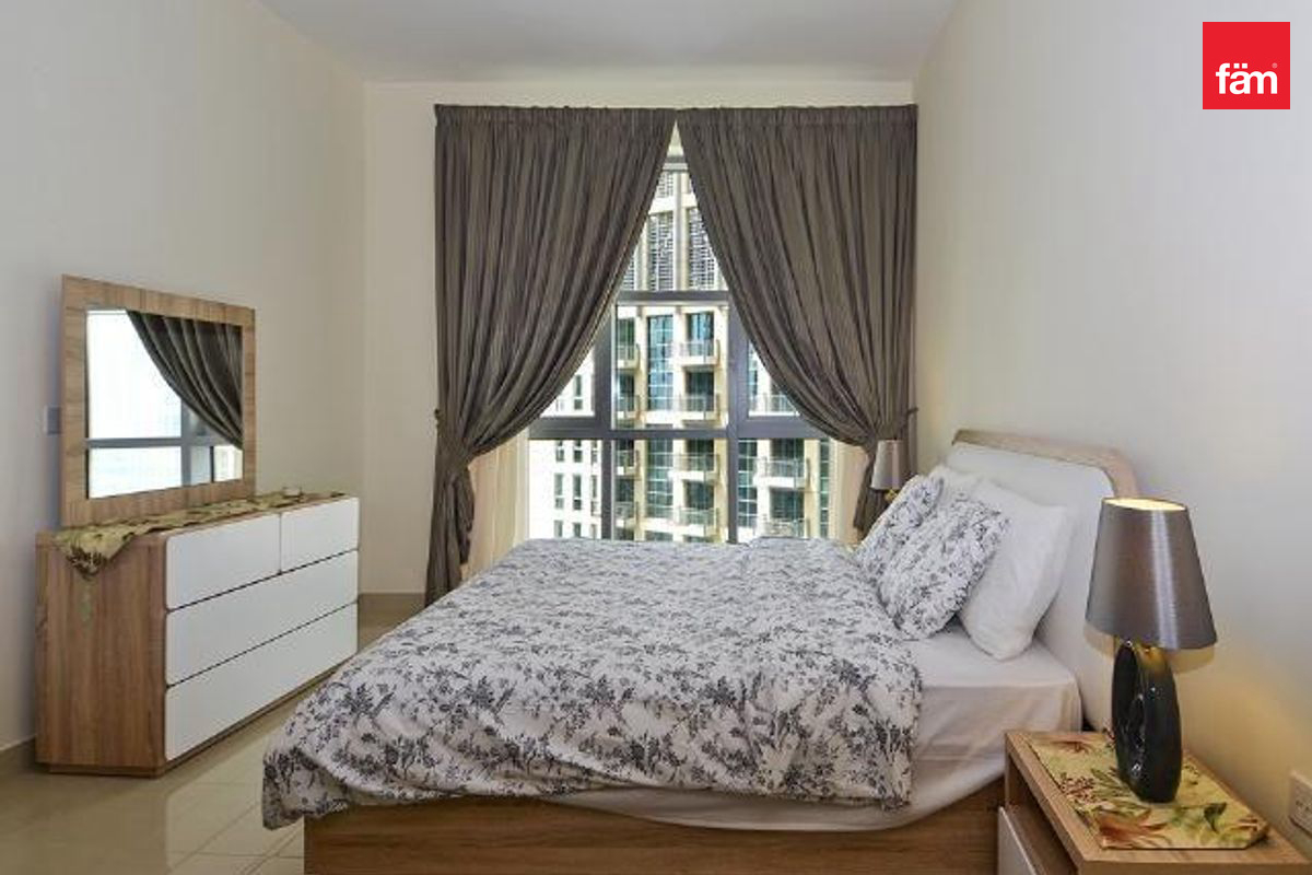 Spacious 1 bedroom | Burj Khalifa View-9