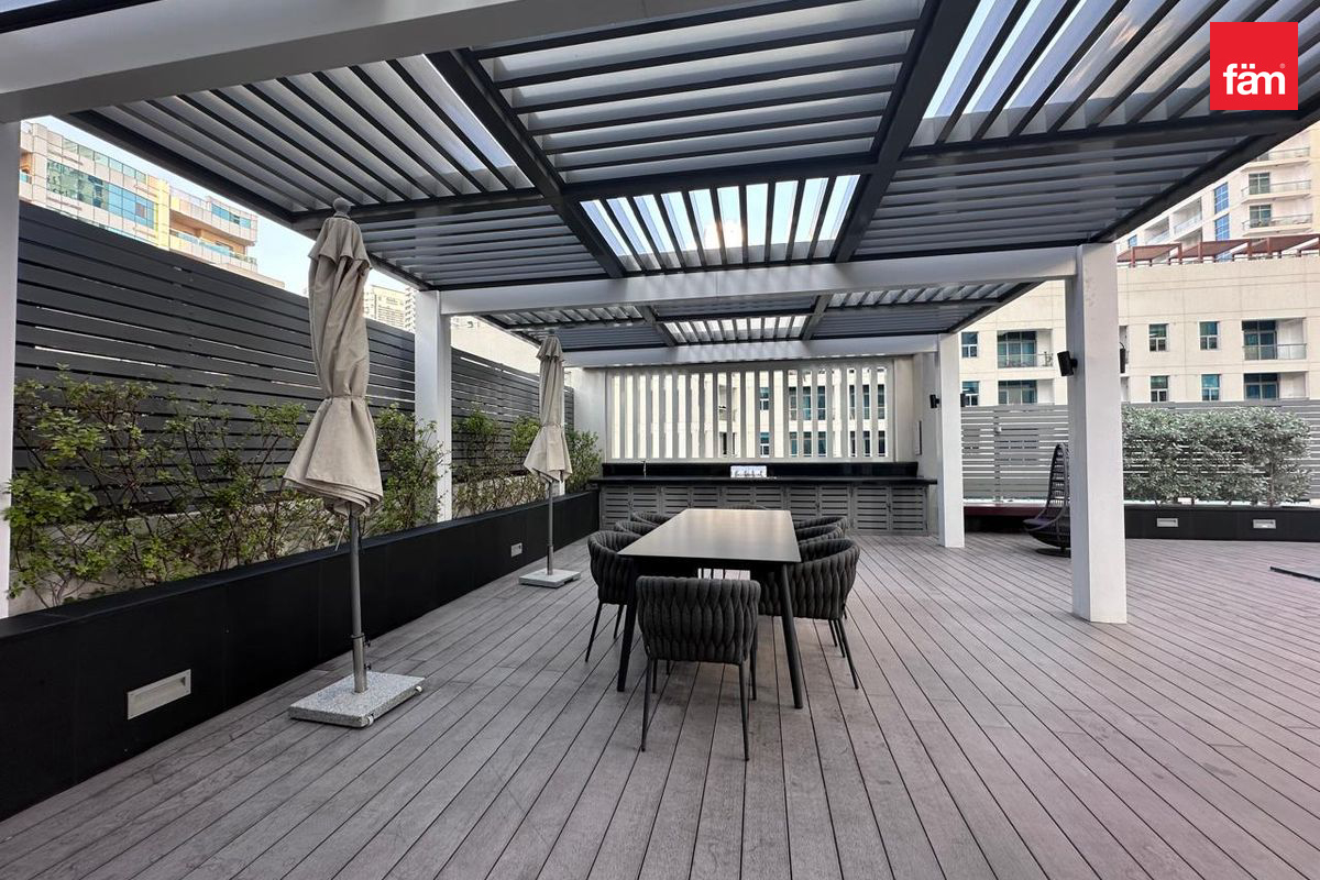 Price 1,830,000 AED 2 Bedroom Apartment for Sale in Studio One Dubai