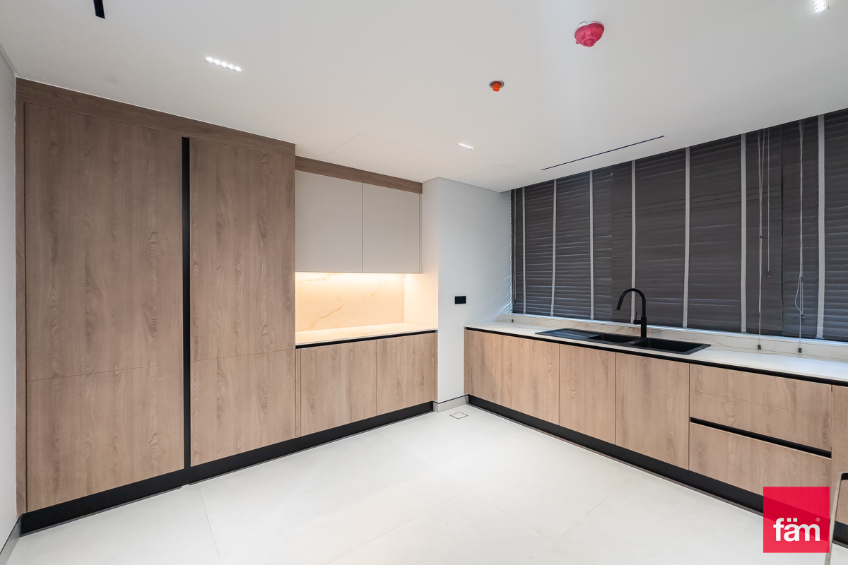Burj Khalifa View | Post Handover PP | Brand New-12