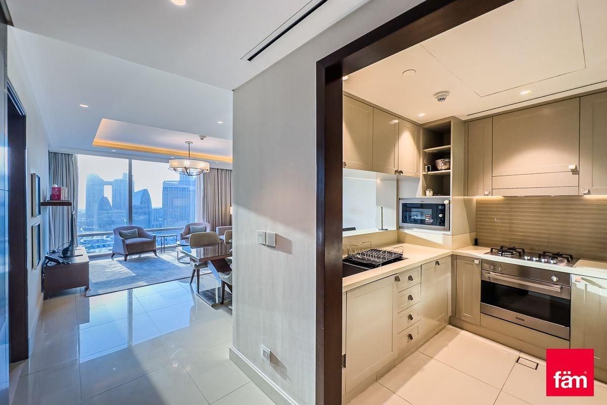 URGENT SELLING I BURJ VIEW I PRIME LAYOUT-4