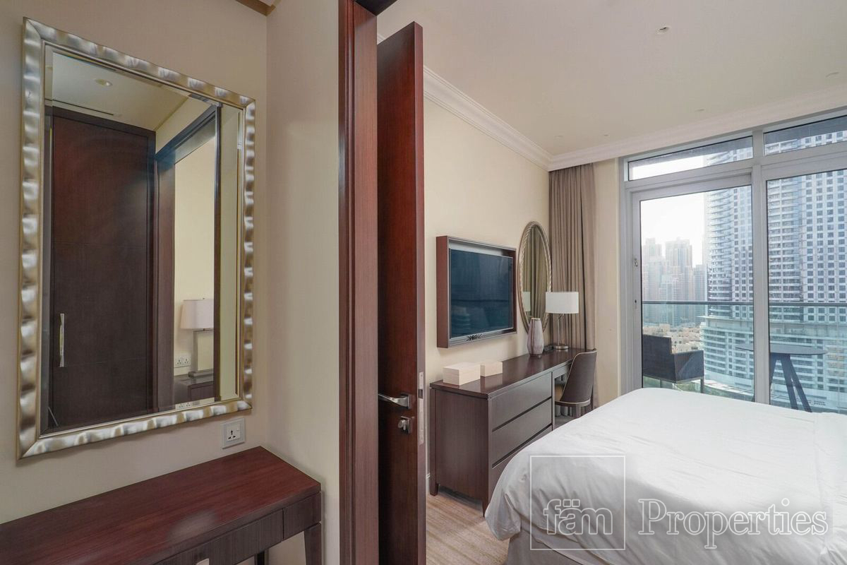 FULLY FURNISHED | VACANT | BURJ AND FOUNTAIN VIEW-11