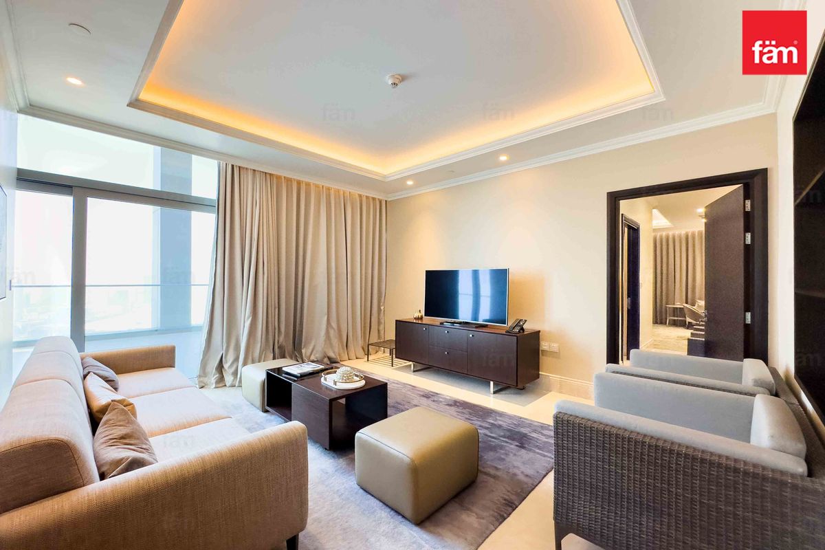 4 Bedroom Penthouse |  Direct Access to Dubai Mall-17