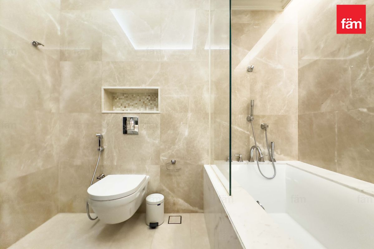 4 Bedroom Penthouse |  Direct Access to Dubai Mall-21