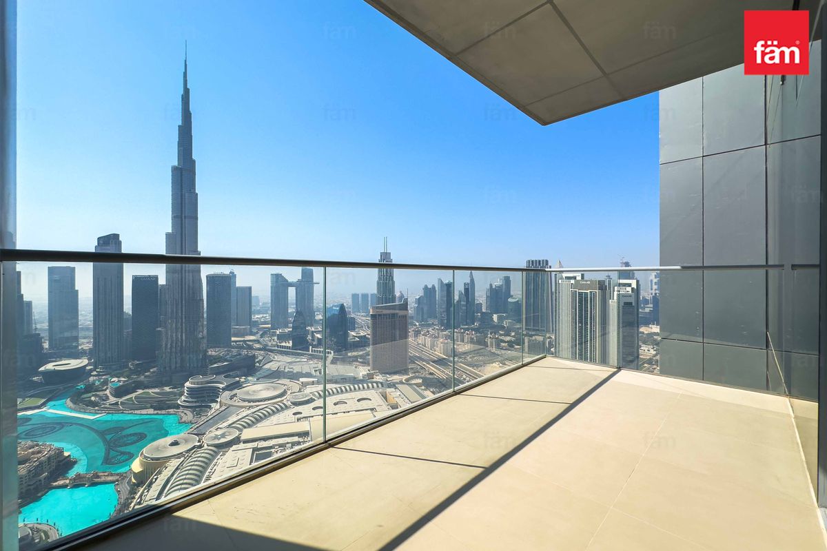 4 Bedroom Penthouse |  Direct Access to Dubai Mall-12