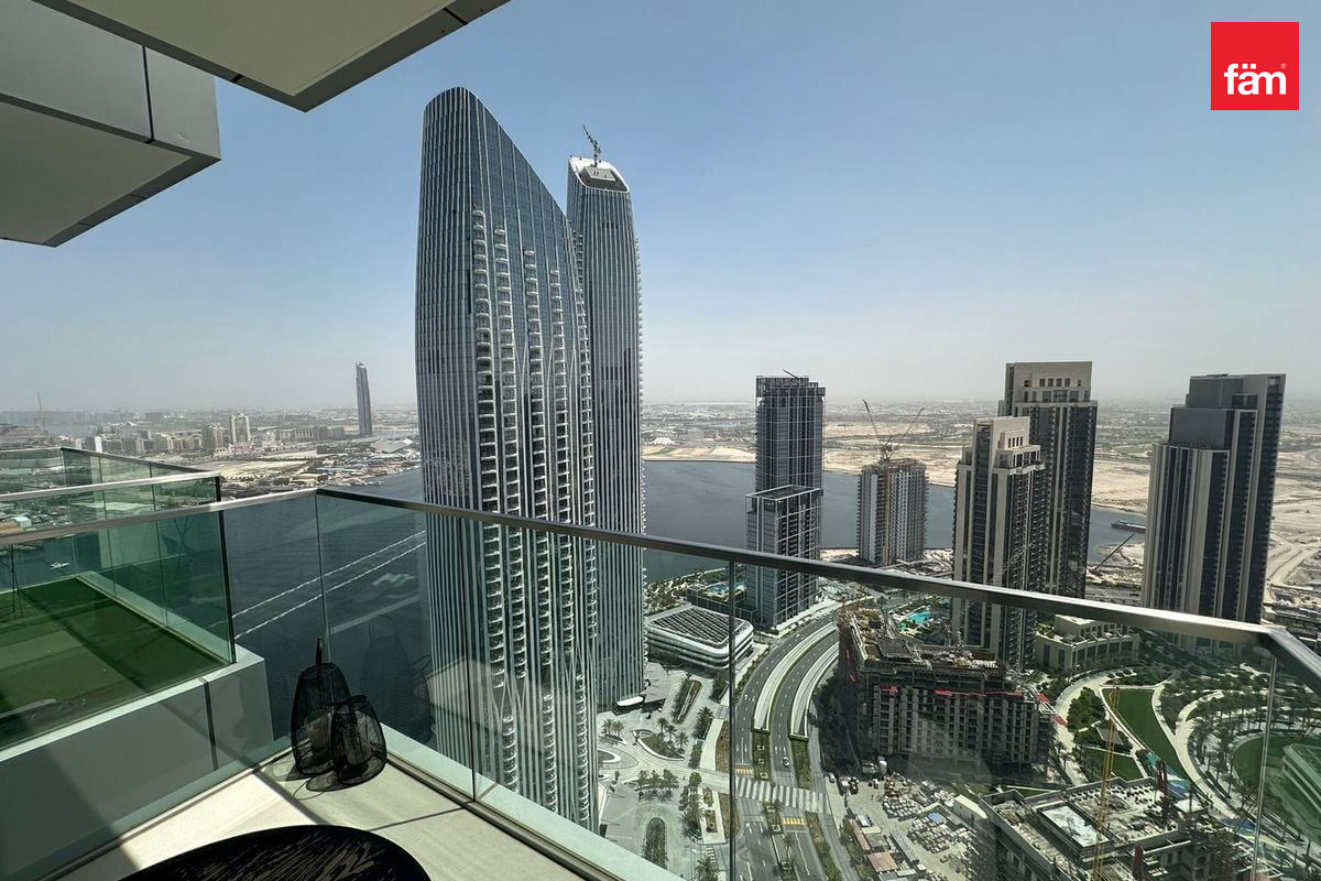 Stunning View/ Middle Floor/ Spacious Apartment-13
