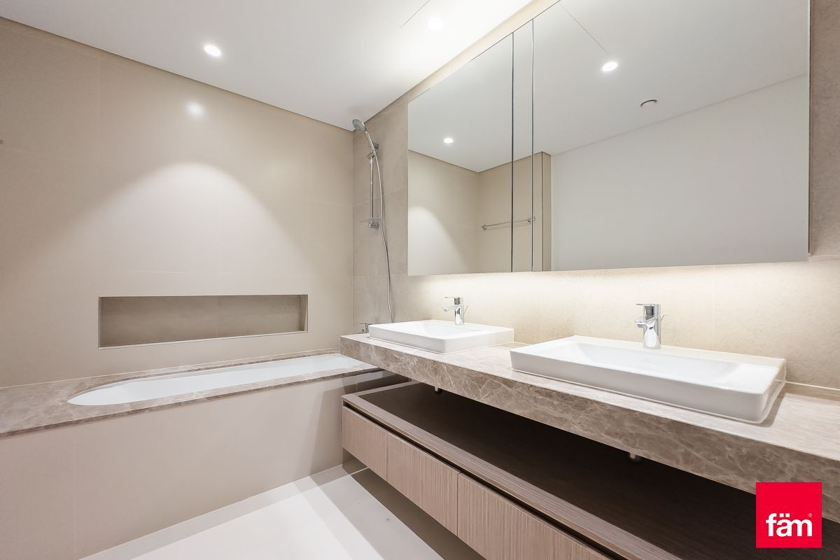 High Floor/ Khalifa View/ Spacious Unit-28