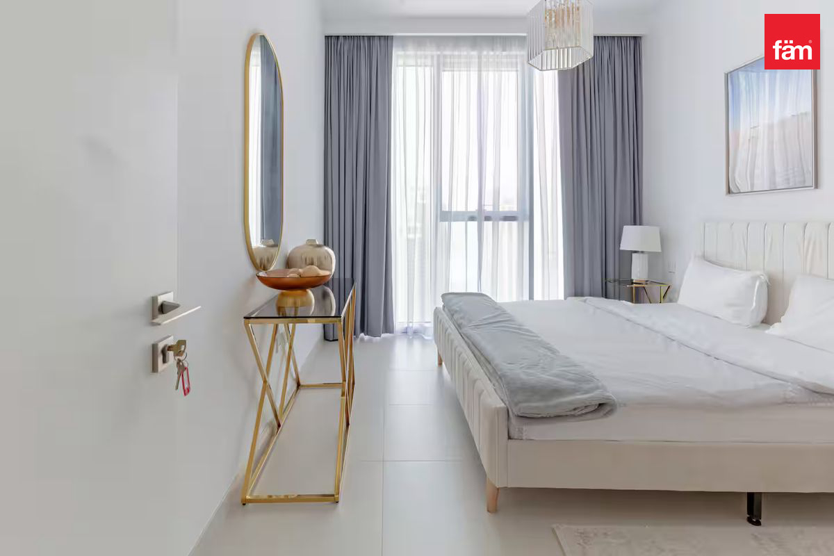 Upgraded High floor 1 bdr with water view-6