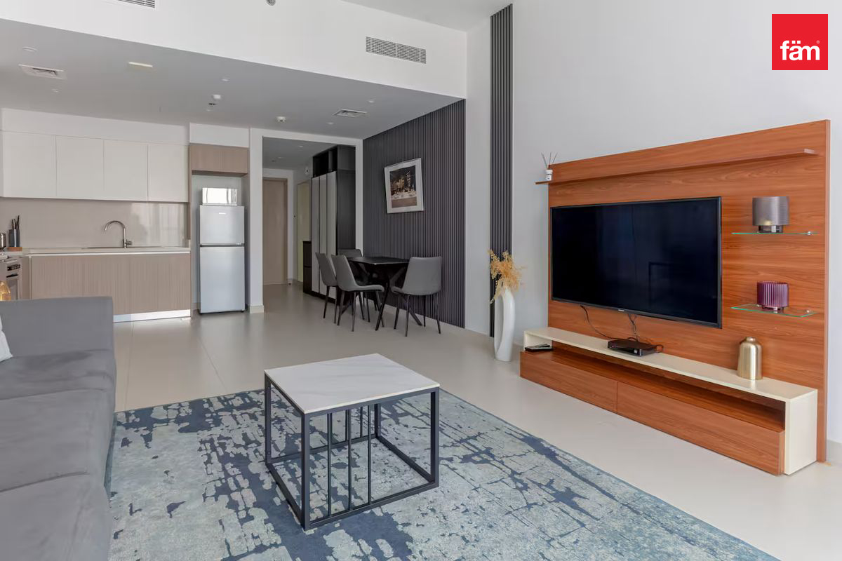 Upgraded High floor 1 bdr with water view-11