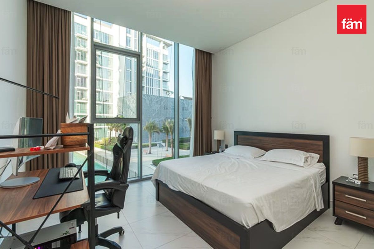 Unfurnished | Lagoon View | Vacant On Transfer-8