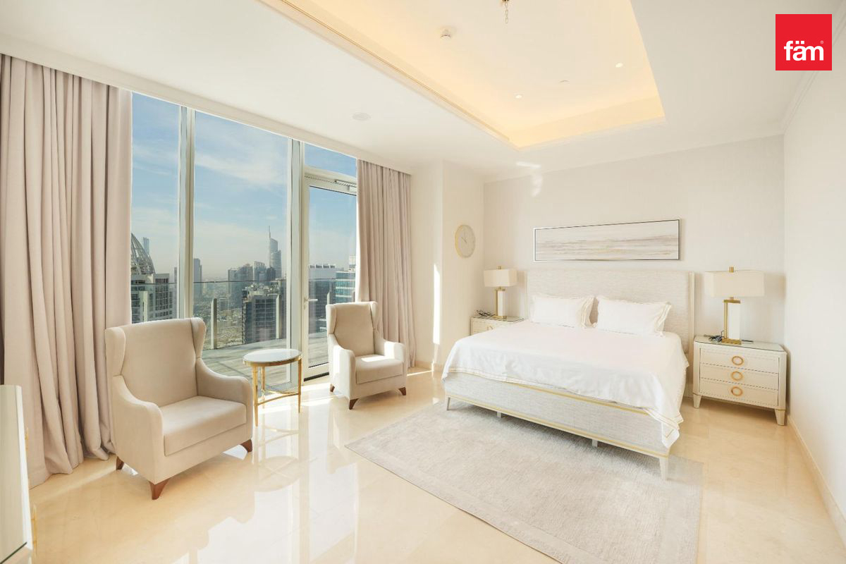 SPACIOUS | FULLY FURNISHED | BILLS INCLUDED-12