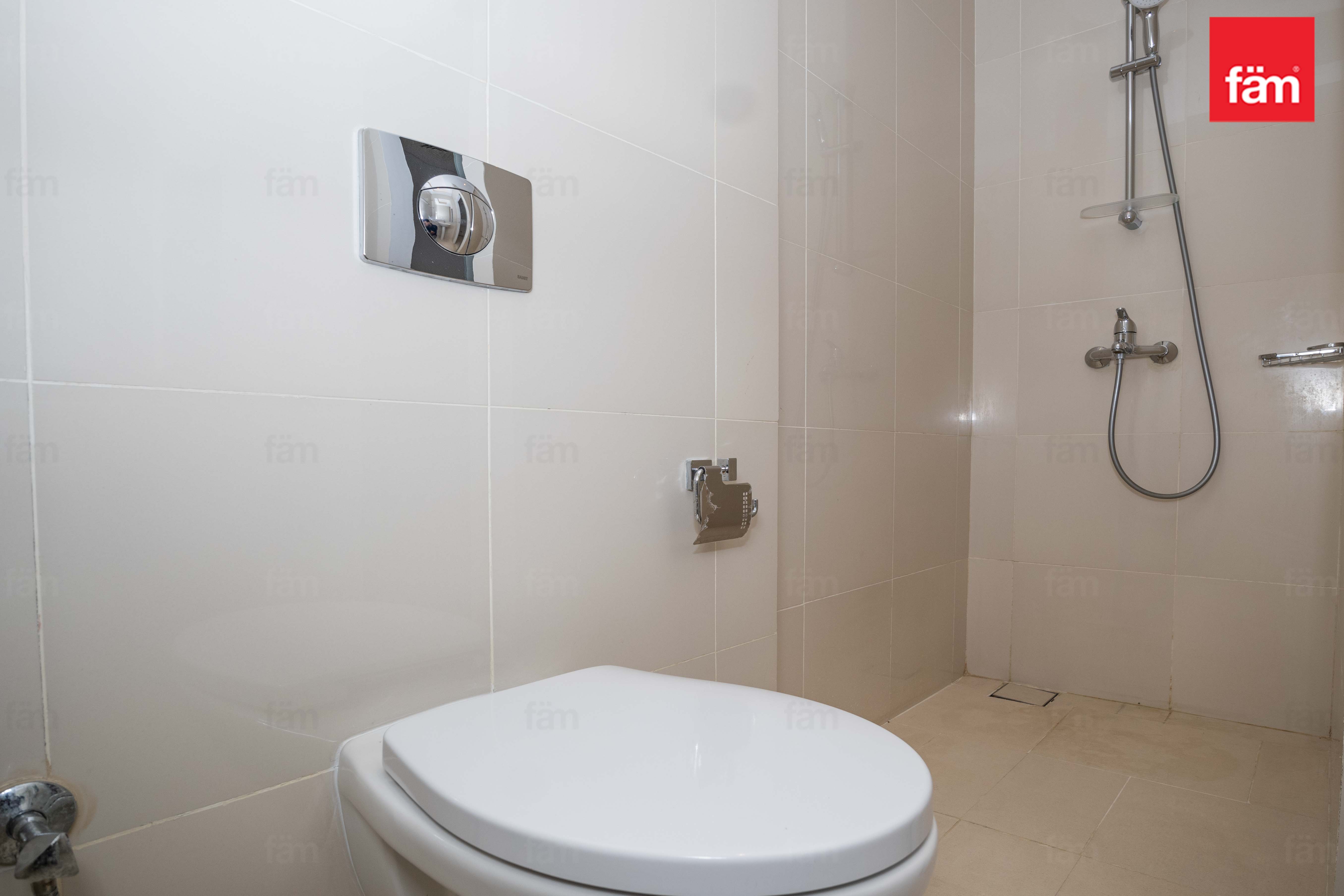 6-Month Rental Option / Luxury Living / Vacant-25
