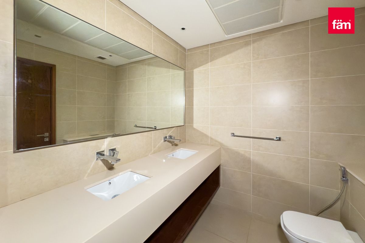 Prestigious Building  | High Floor | Large Balcony-14