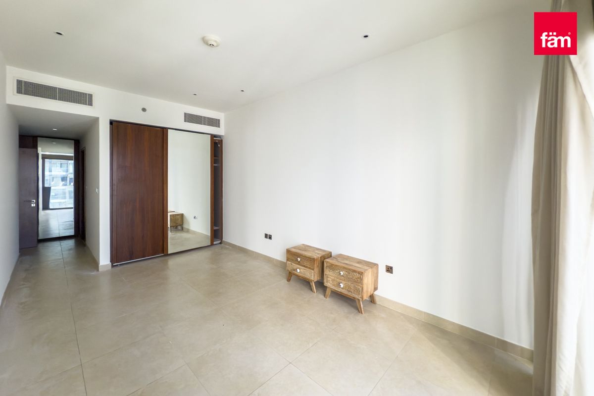 Prestigious Building  | High Floor | Large Balcony-9