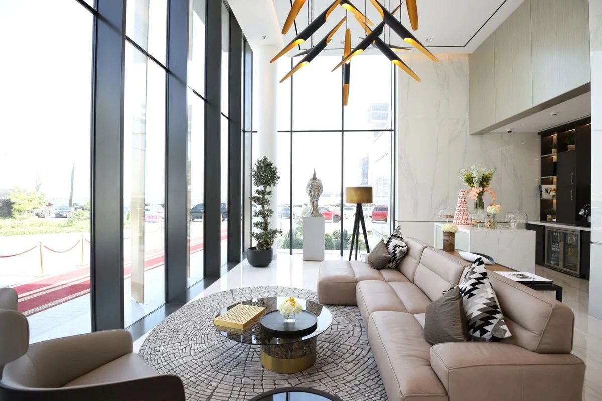 Sophisticated 6BR Penthouse | Modern Elegance&View-9