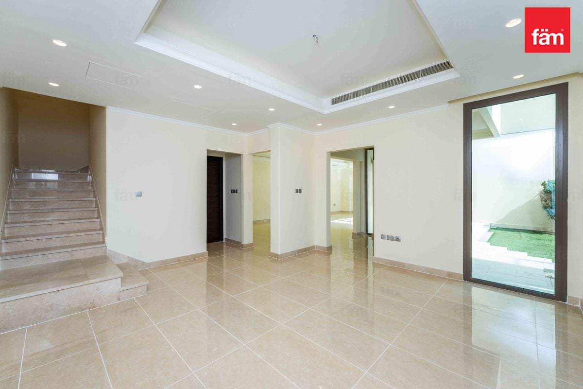 4 bedroom Villa for sale in The Sustainable City.-9