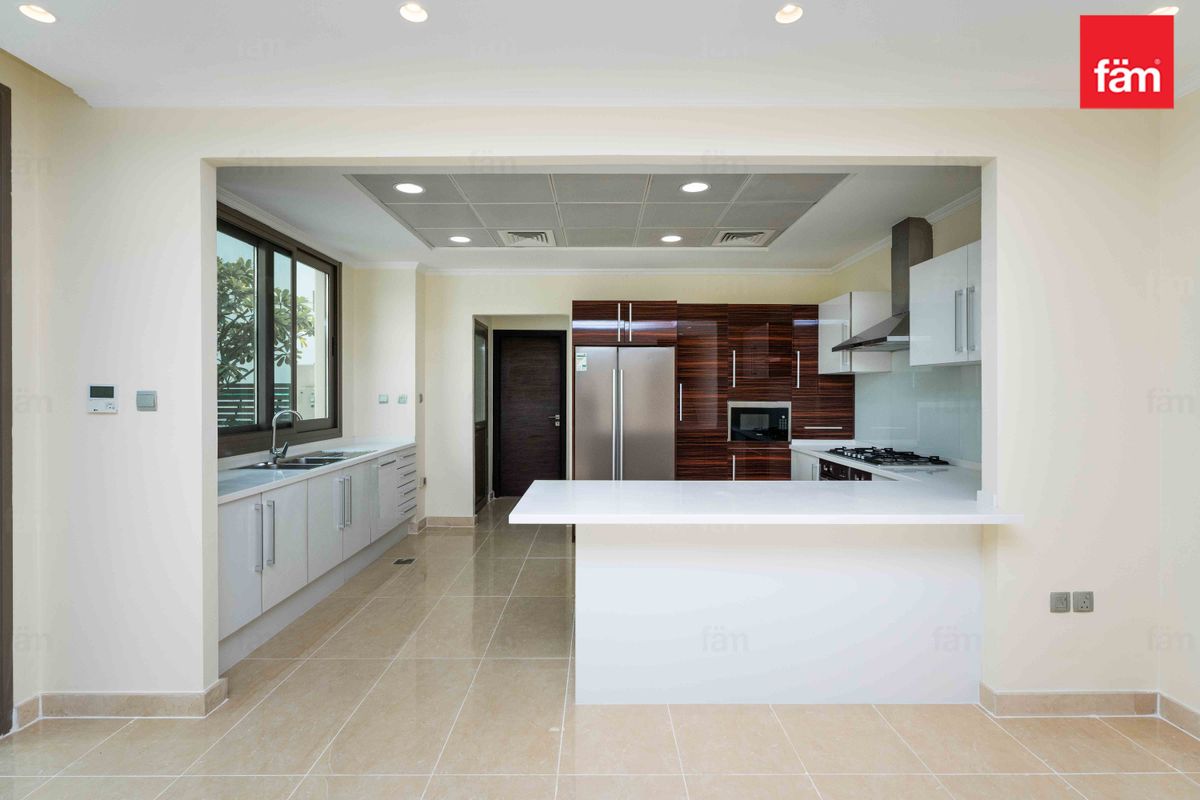 4 bedroom Villa for sale in The Sustainable City.-8