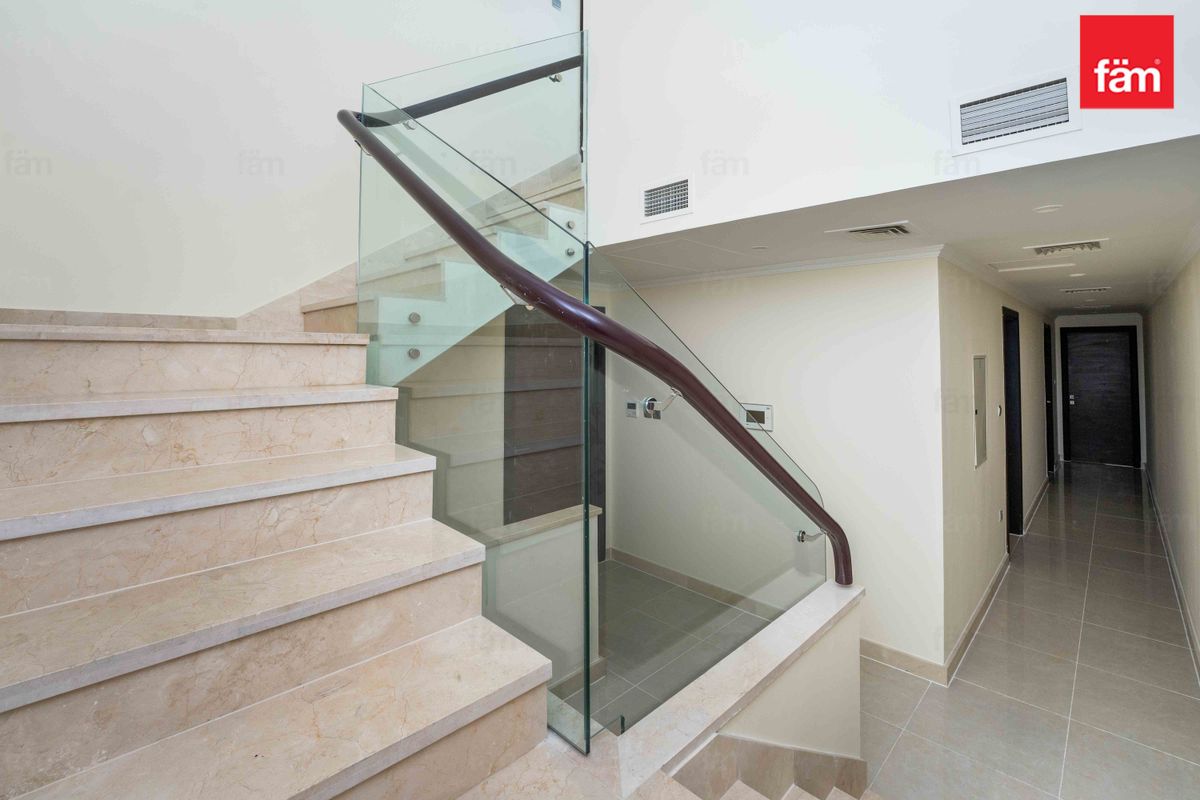 4 bedroom Villa for sale in The Sustainable City.-10