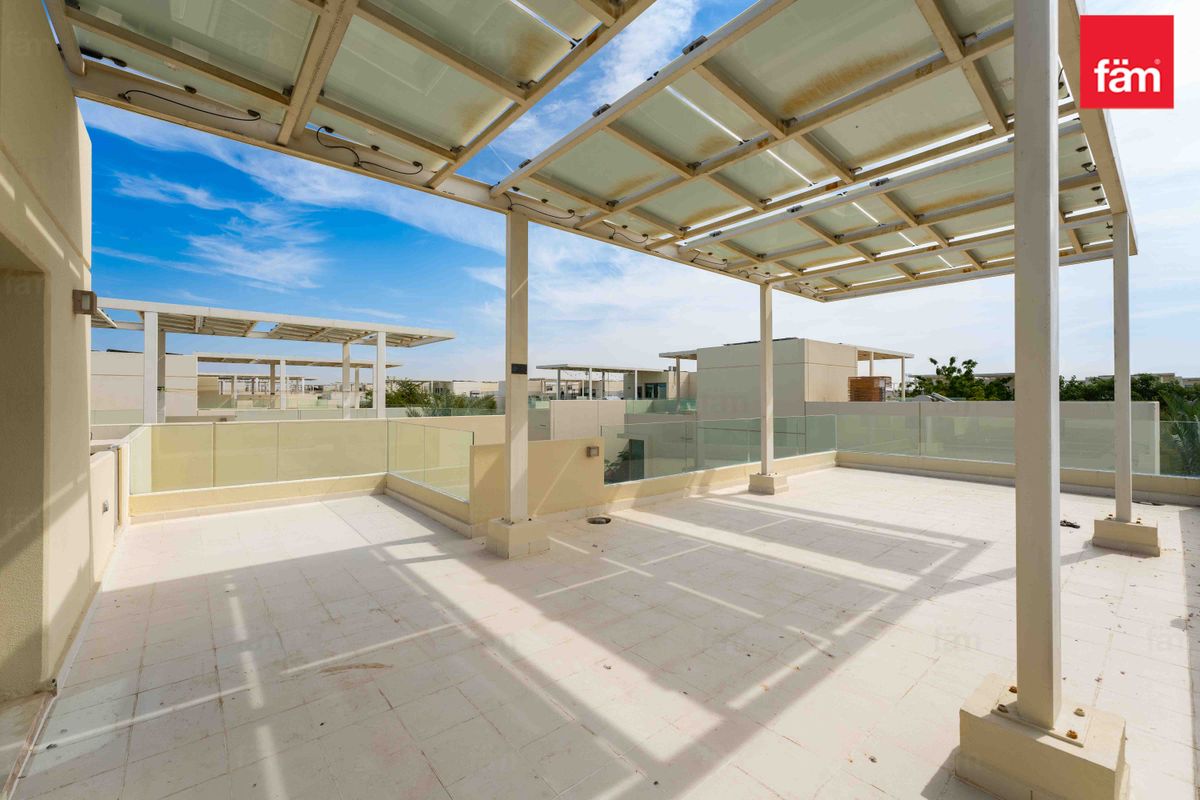 4 bedroom Villa for sale in The Sustainable City.-24