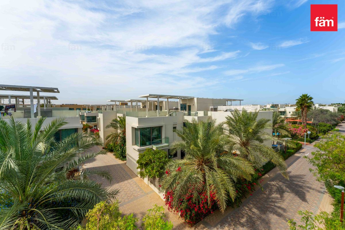 4 bedroom Villa for sale in The Sustainable City.-29
