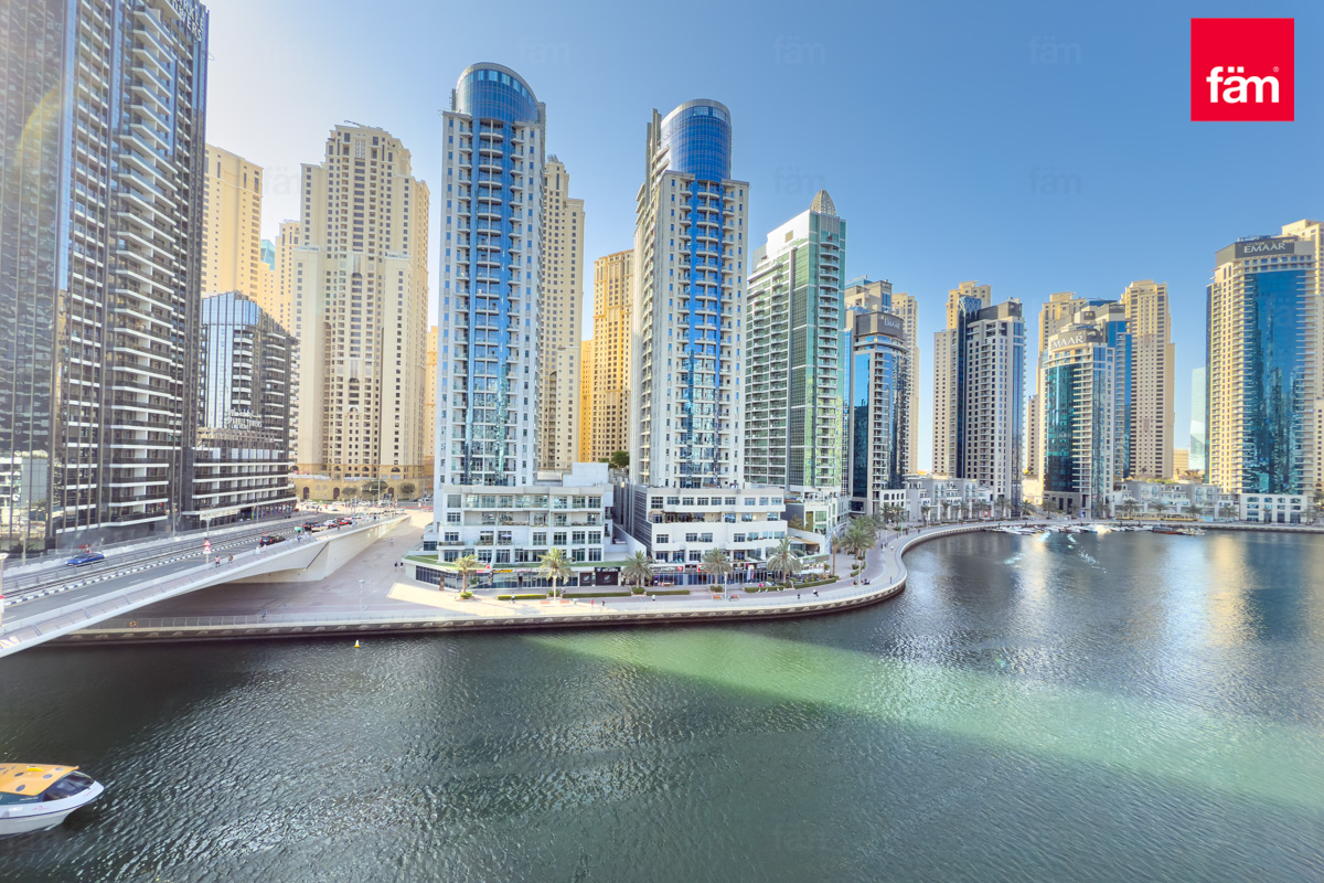 Fully Furnished | Spacious Living Room | Mid Floor-30