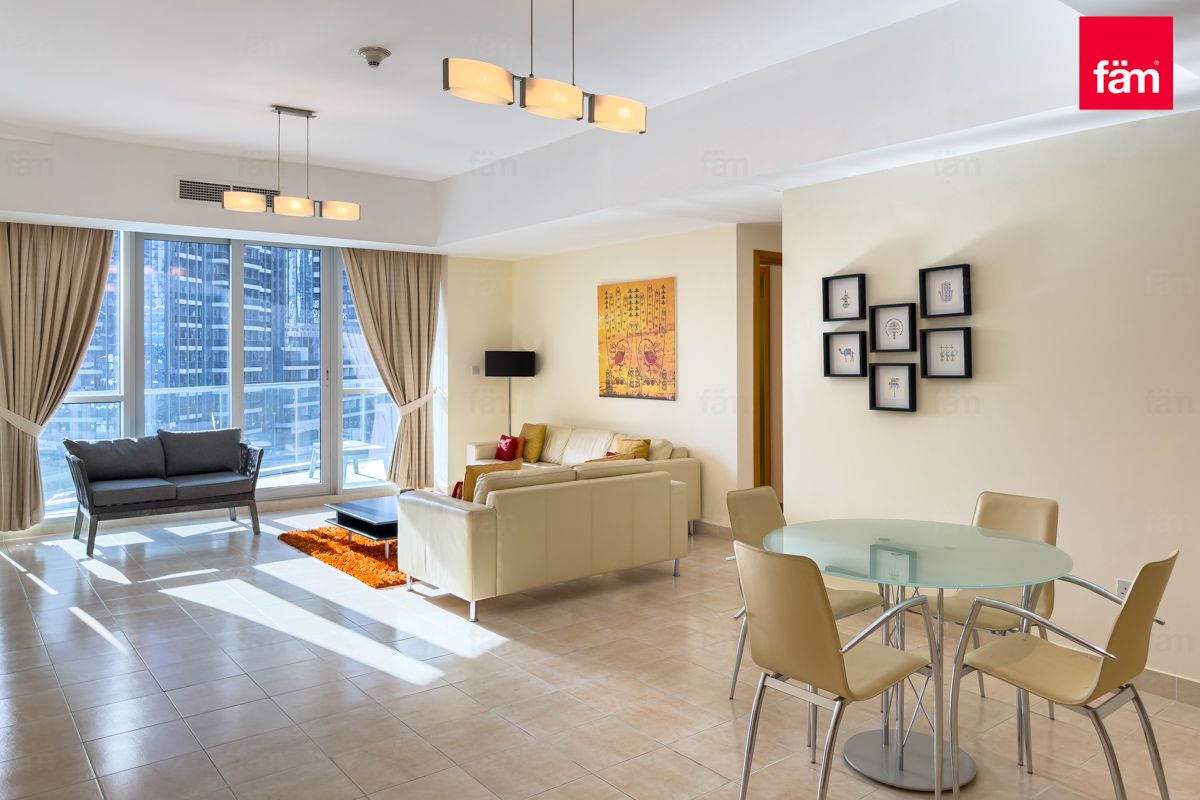 Fully Furnished | Spacious Living Room | Mid Floor-9