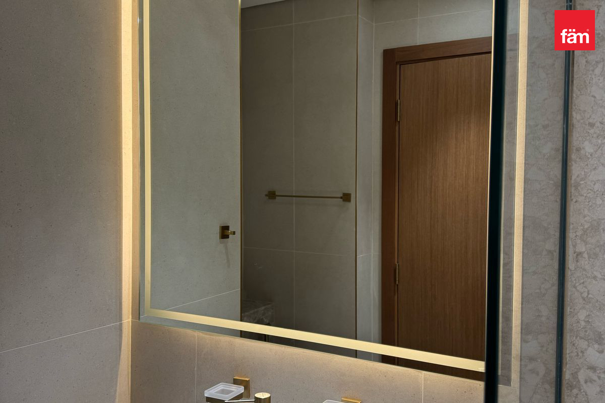 High Floor | Multiple Units | Prime Location-11
