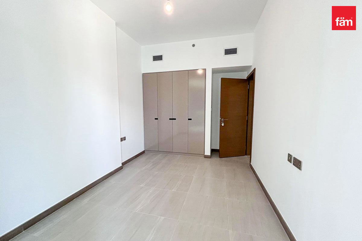 Ready To Move | Bigger layout | Canal Partial view-8