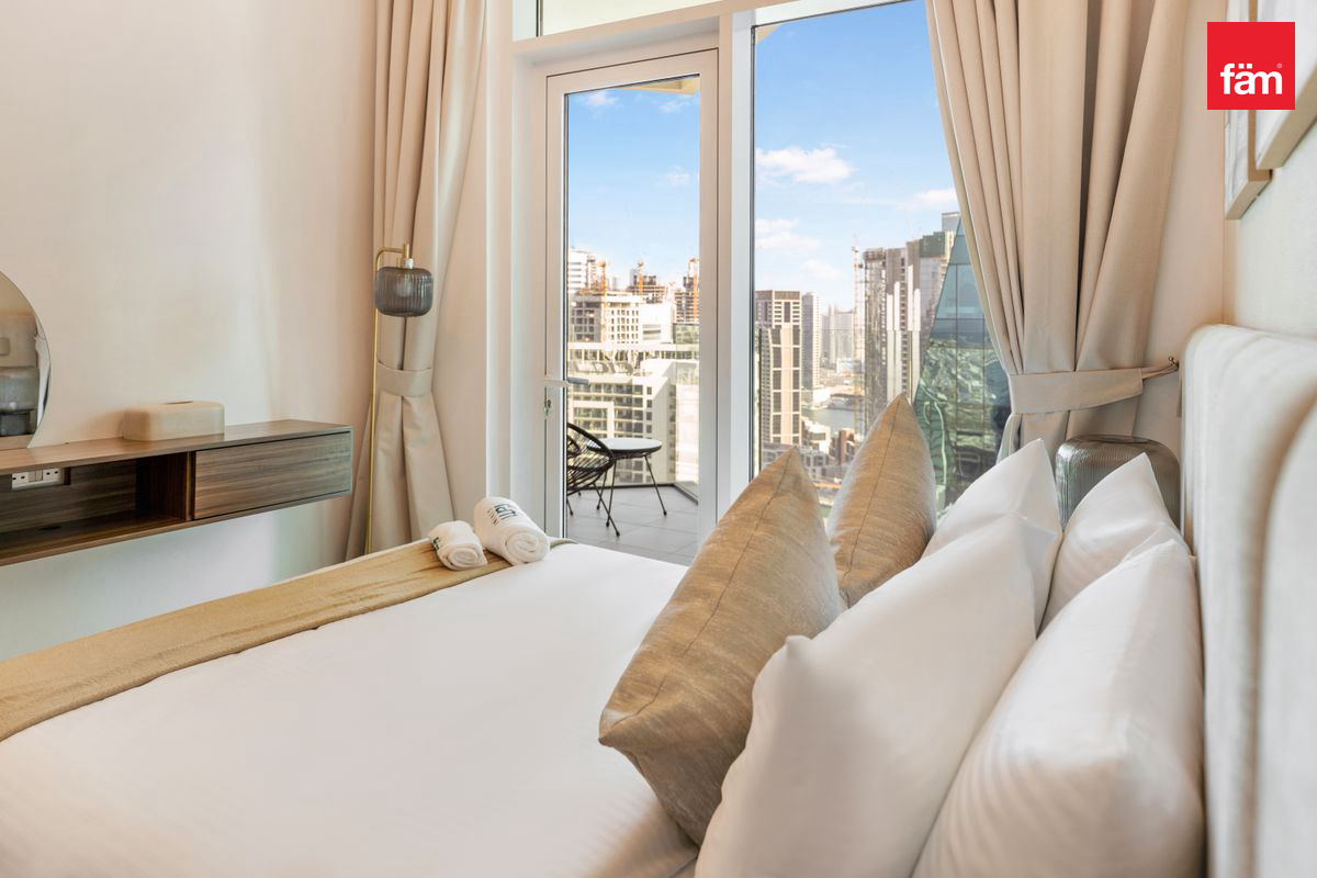 Scenic Burj and Canal View, with 6yr Payment plan-14