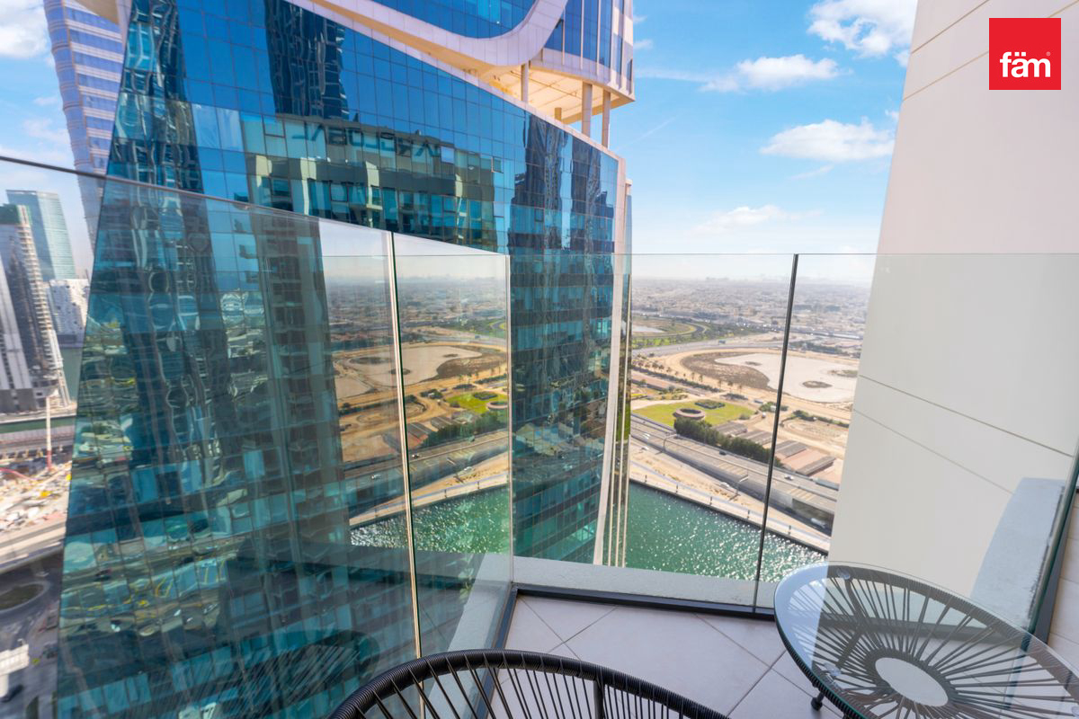 Scenic Burj and Canal View, with 6yr Payment plan-15