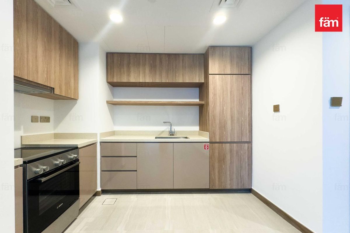 Fully Furnished | Payment Plan | Ready | Brand New-6