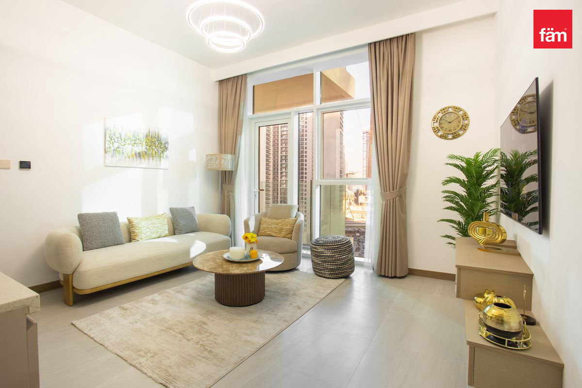 Elegantly furnished | with PHPP | Canal, Pool View-6