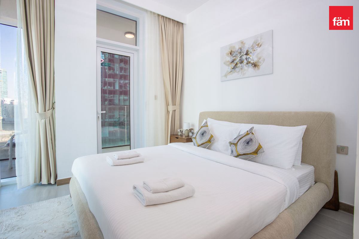 Elegantly furnished | with PHPP | Canal, Pool View-16