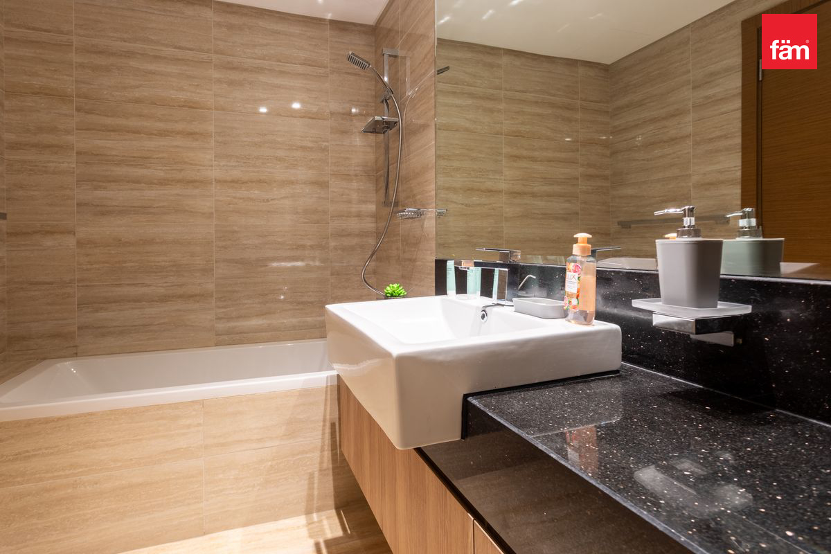 Elegantly furnished | with PHPP | Canal, Pool View-24