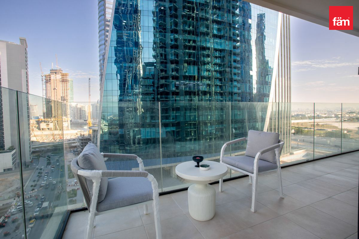 Elegantly furnished | with PHPP | Canal, Pool View-20