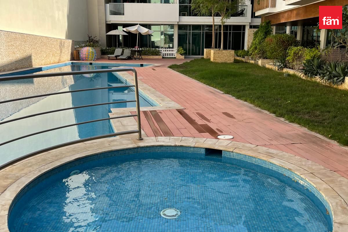 FULLY FURNISHED AND EQUIPPED VACANT APARTMENT-12