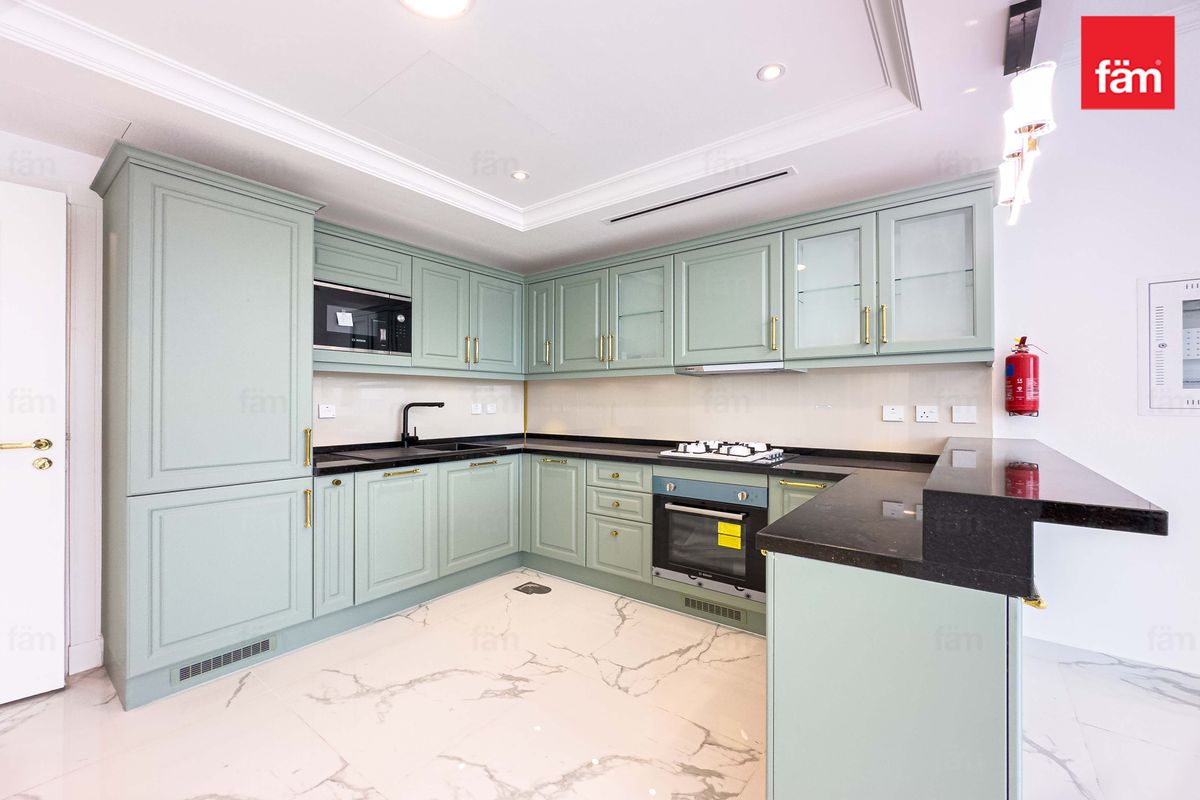 Brand New | Vacant | luxurious 2BHK |Corner Unit-8