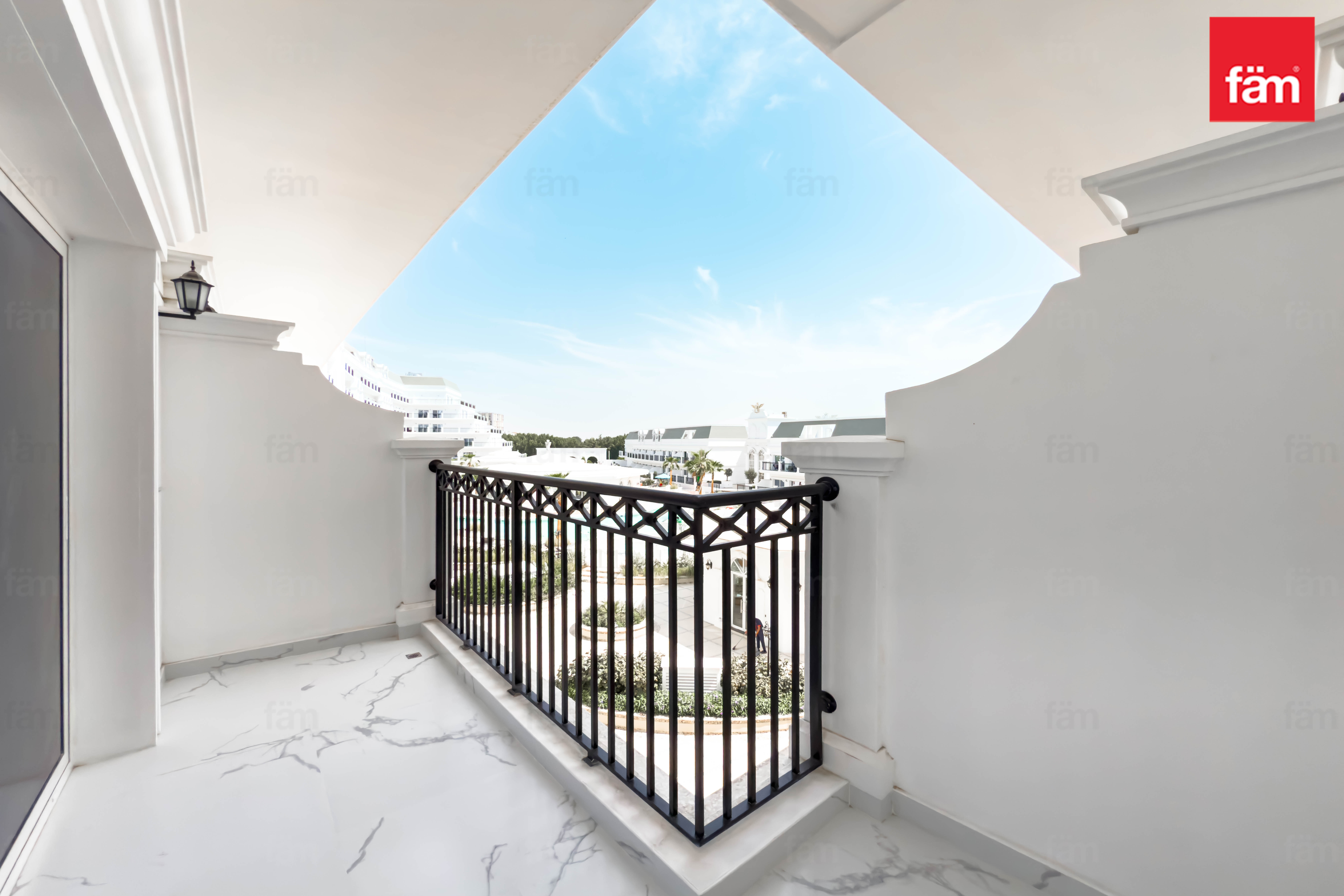 MODERN LAYOUT I UNFURNISHED I BRIGHT-8