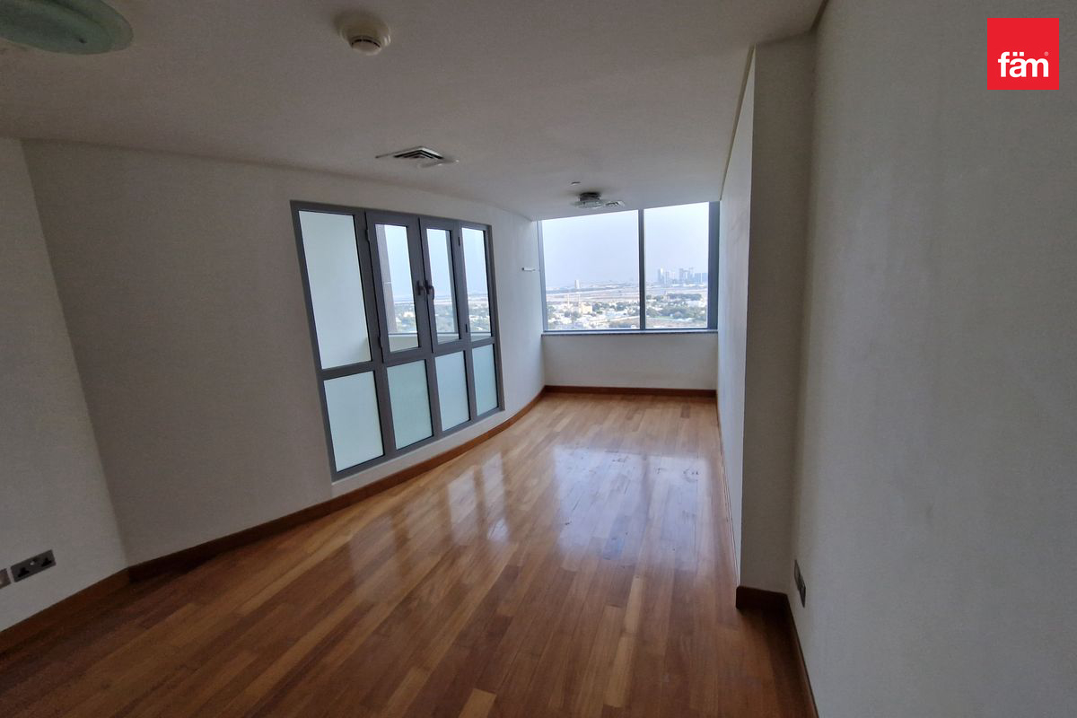 Vacant | Duplex | Zaabeel Palace View-12