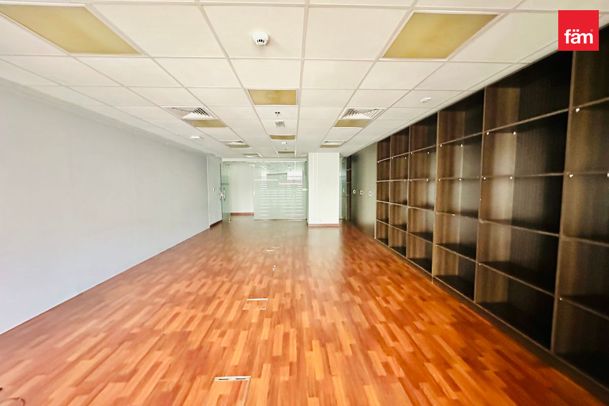 Chiller Free | Fitted | Ample Parking | Near Metro-9