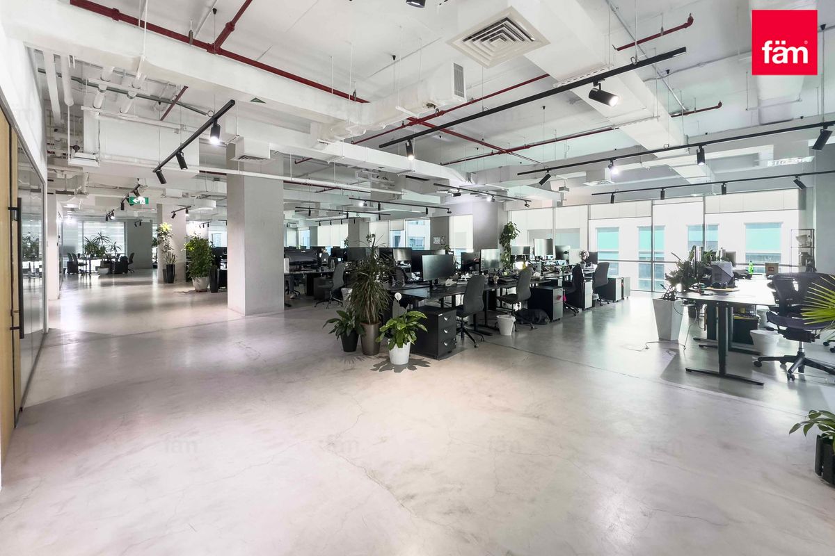 Fully Fitted | Good Layout | 35 Parkings-13